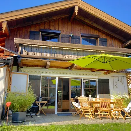 Alpenlodge Chiemsee Feriehus Nussdorf (Chiemgau)